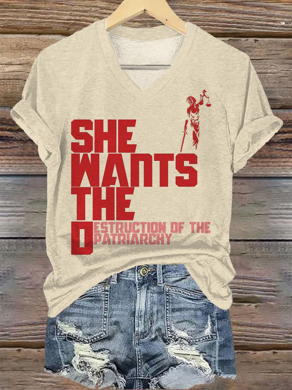 She Wants The Dismantling Of Patriarchy Print V-neck T-Shirt